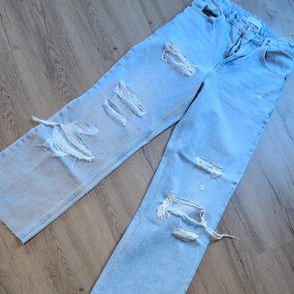 Zara Super High Rise Wide Leg Light Wash Size 4